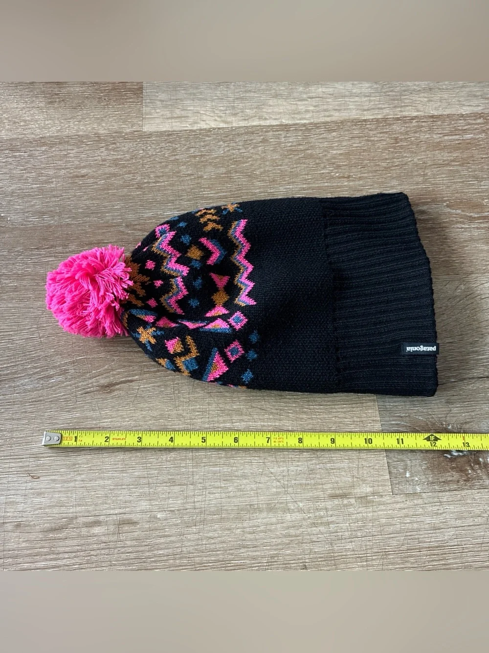 Patagonia Beanie Hat Cap Youth Pink Black Powder Town Pom Ski Ribbed Knit